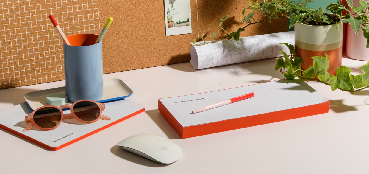 מתכנן שבועי לשולחן – Desktop Weekly Planner