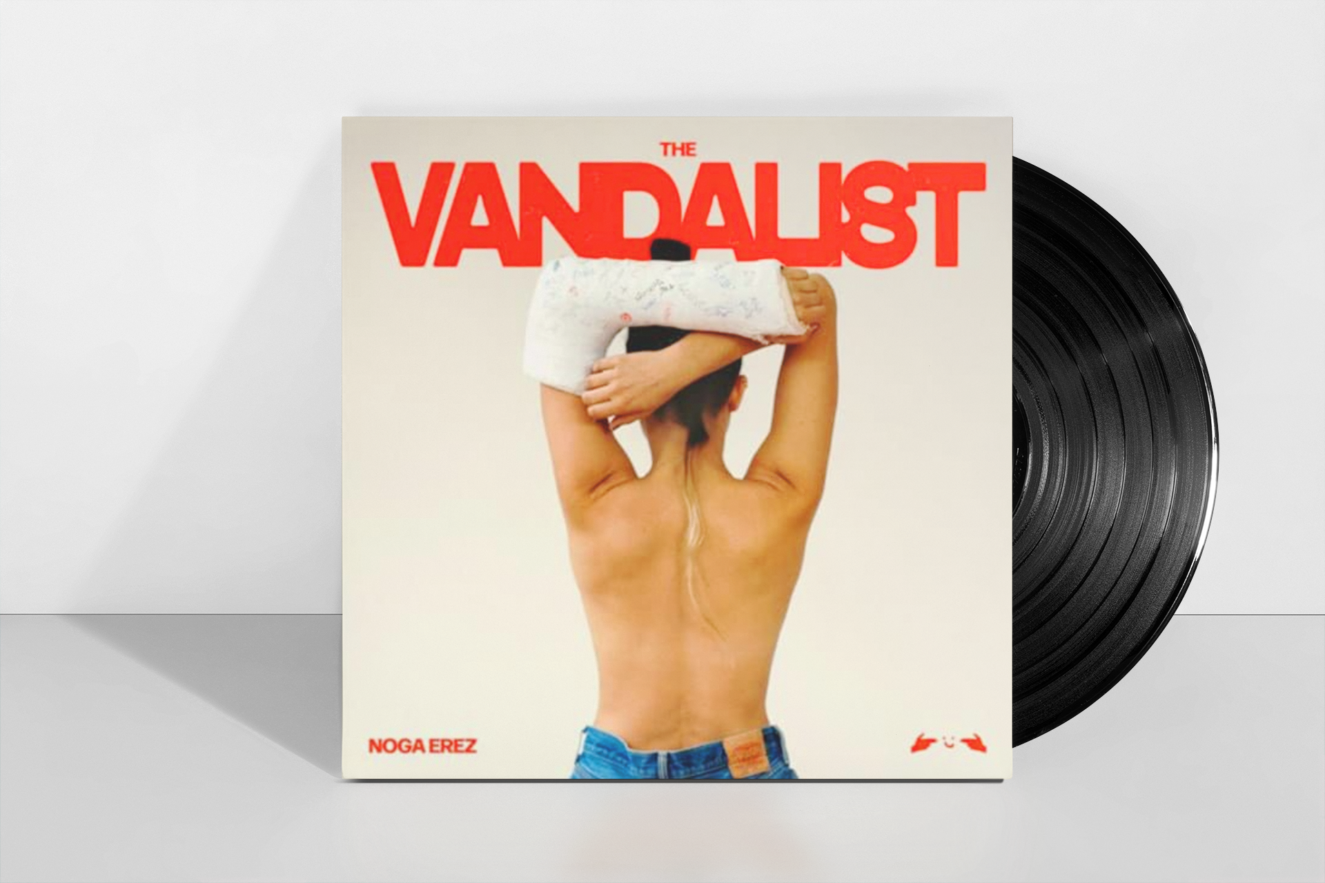 תקליט - נגה ארז Vandalist