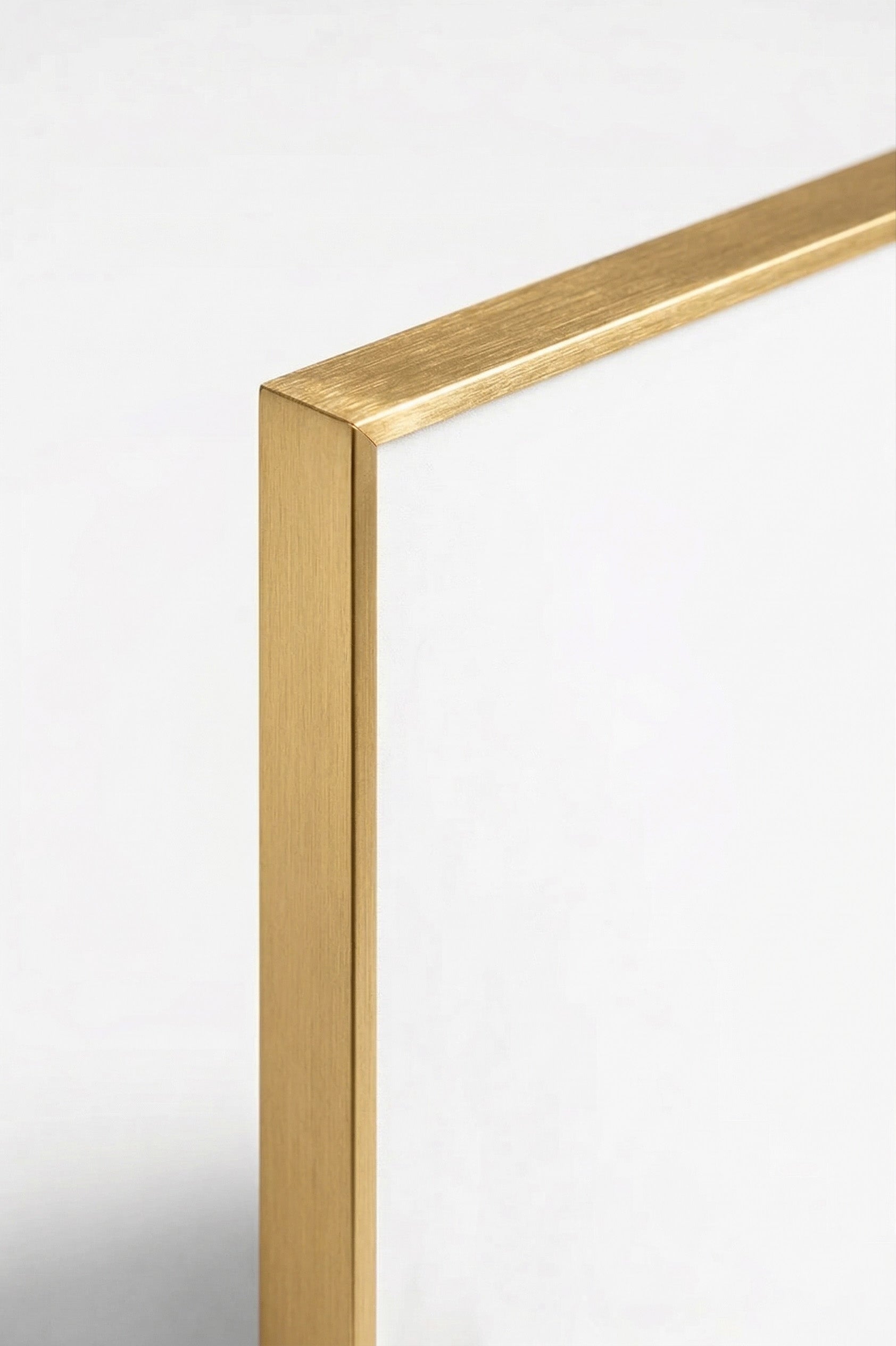 מסגור אלומיניום | זהב