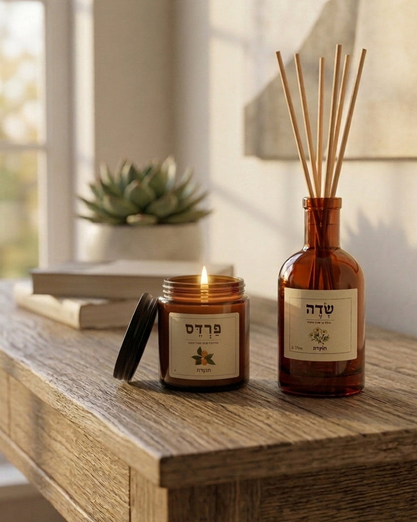 מפיץ ריח לבית בניחוח שדה מסדרת תוצרת עם מקלות עץ טבעיים
ונר בריח פרדס
