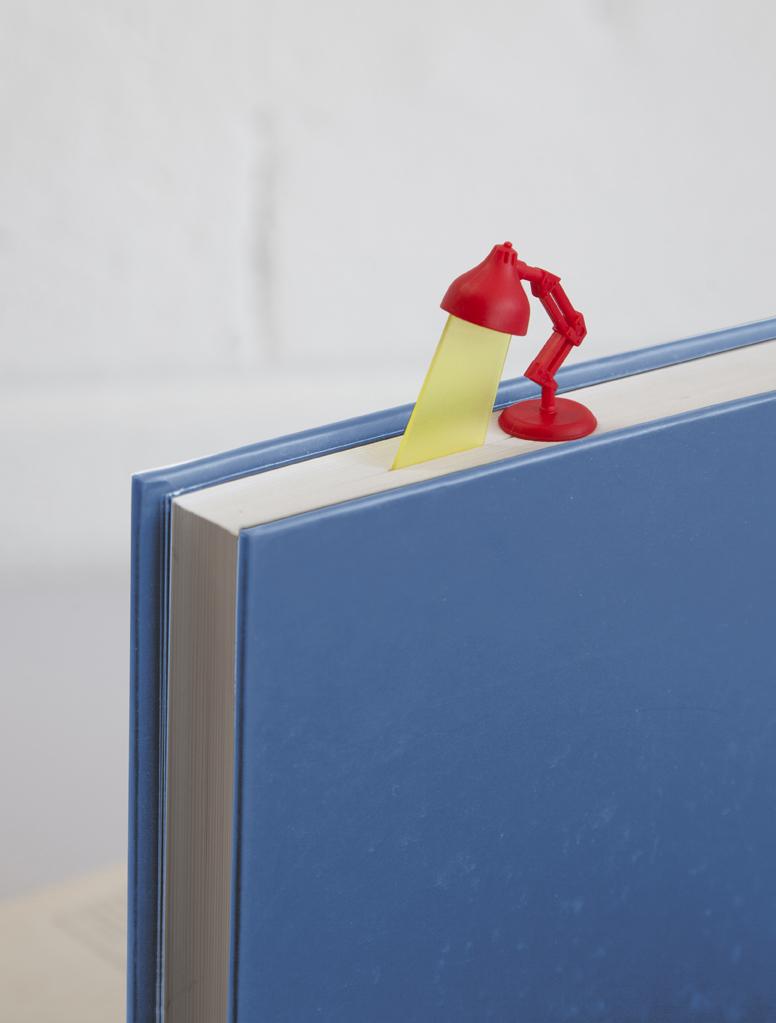 לייטמארק - סימנית מנורה לספר